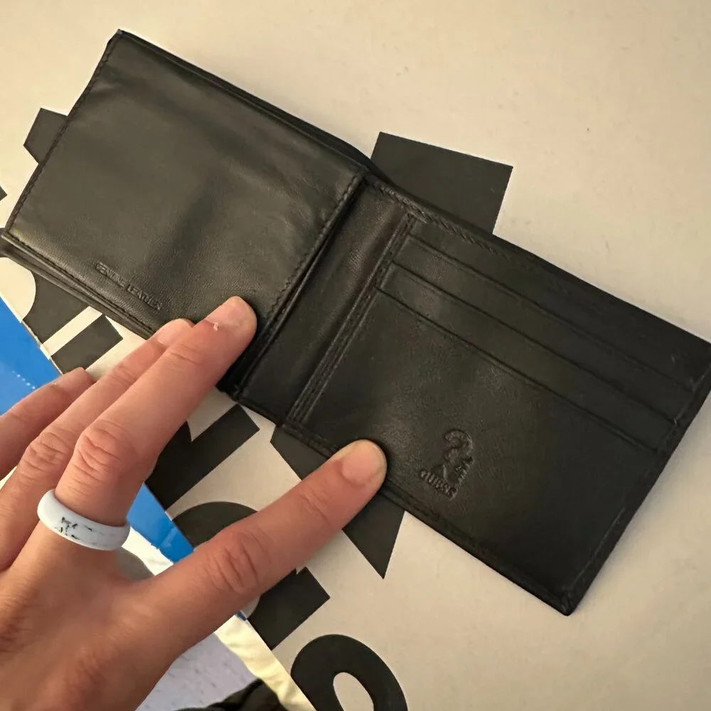 Guess BiFold USA Wallet